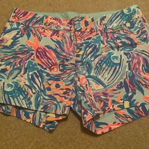 Lilly Pulitzer Callan Shorts. EUC size 8
